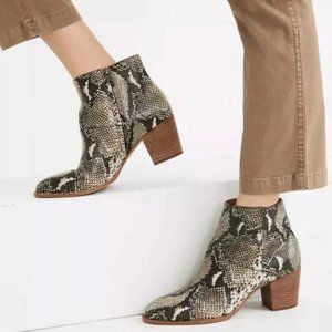 Madewell The Rosie Ankle Boot in Snake Embossed Leather MA435 Size 8 and 9